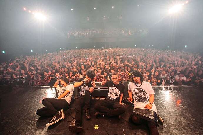 ギルガメッシュ (Girugamesh) - Artists - JROCK ONE