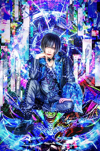 Vo. Koshijiya Aoi (越路屋 葵)