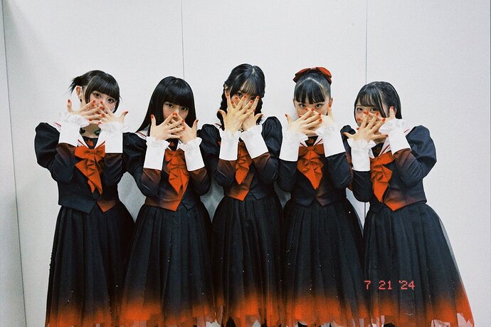 ファントムシータ(Phantom Siita) (idol group produced by Ado) new