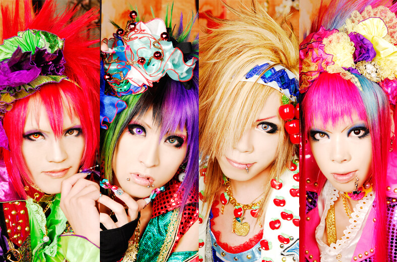 愛狂います。(Aicle.) - Artists - JROCK ONE
